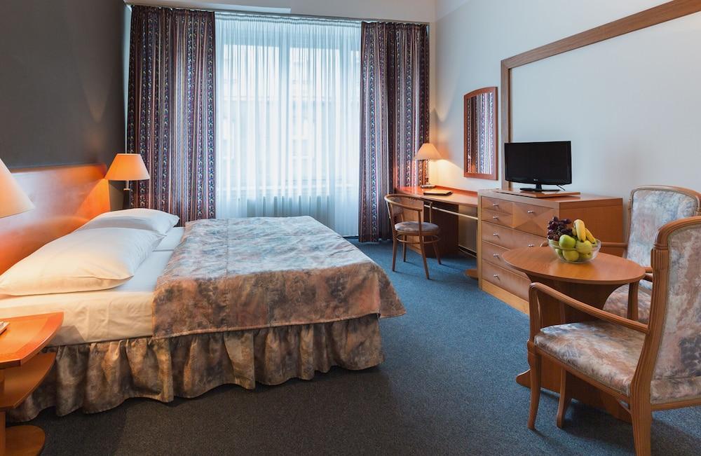 Hotel Harmony Praga Esterno foto