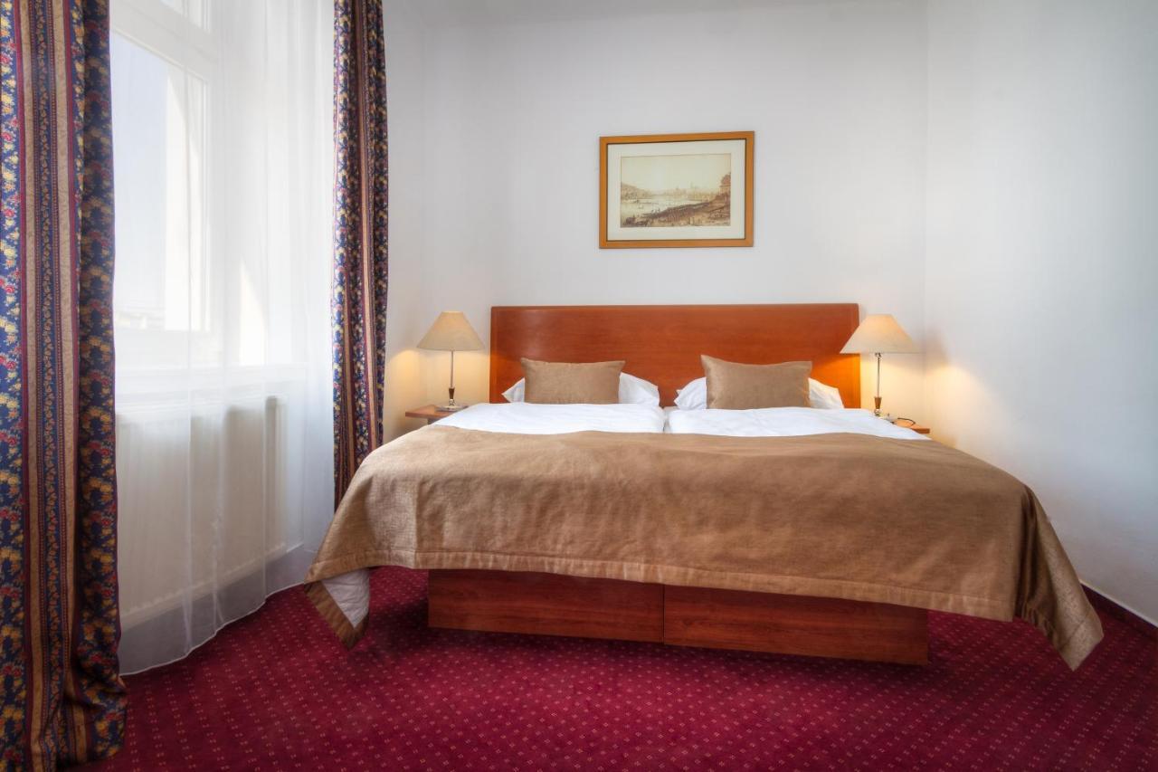 Hotel Harmony Praga Esterno foto