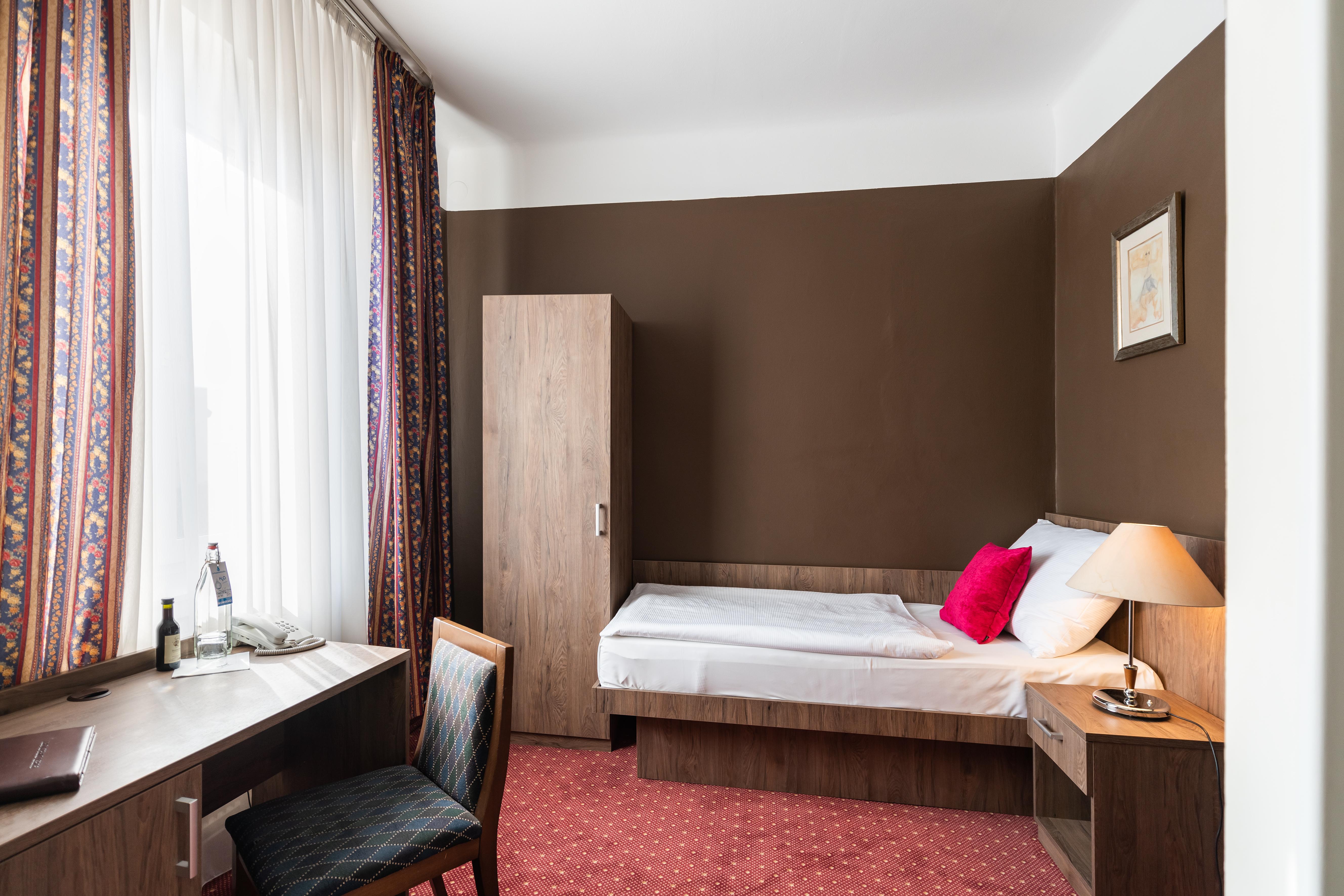 Hotel Harmony Praga Esterno foto