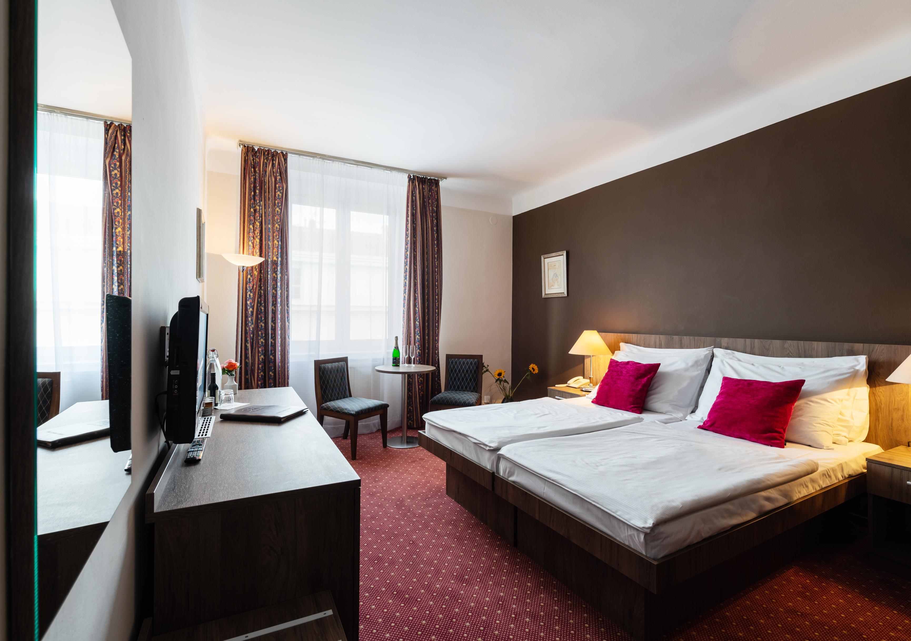 Hotel Harmony Praga Esterno foto