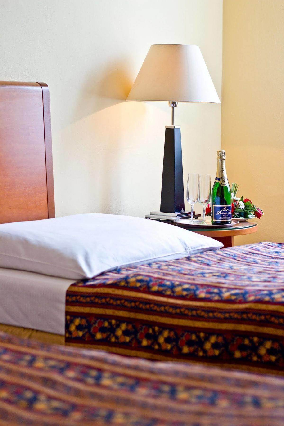 Hotel Harmony Praga Esterno foto